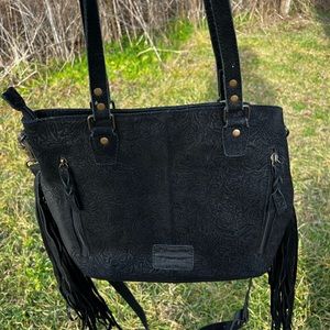 Black leather American darling purse